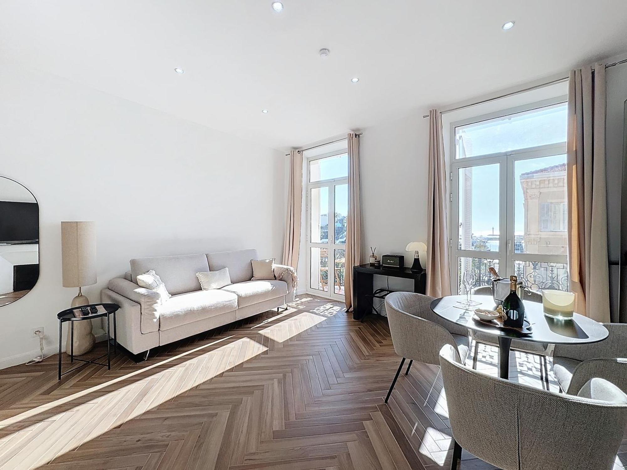 Deluxe Seaview Balcony - 2 Min Palais & Apartment Cannes